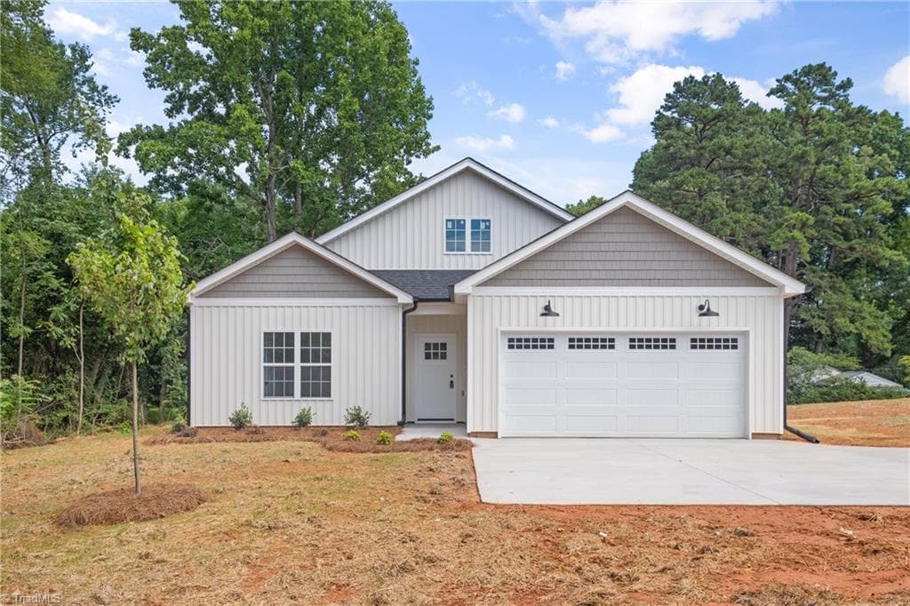 1649 Ralee Drive, Winston-Salem NC 27127
