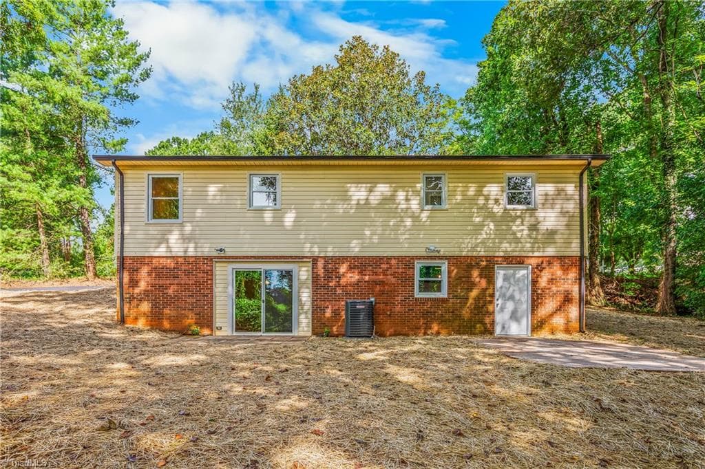 Stick/Site Built at 248 Harriet Lane, Statesville NC 28625, Statesville, photo 35 of 40
