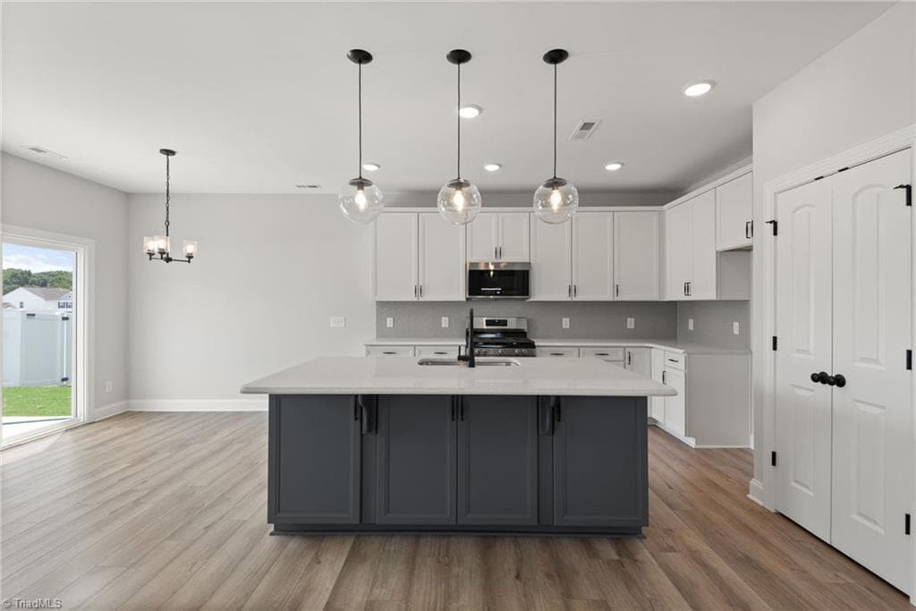 Stick/Site Built at 865 Brooklet Court, Winston-Salem NC 27127, Winston-Salem, photo 11 of 28