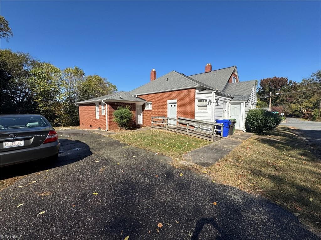 Office at 503 W Center Street, Lexington NC 27292, photo 5 of 6