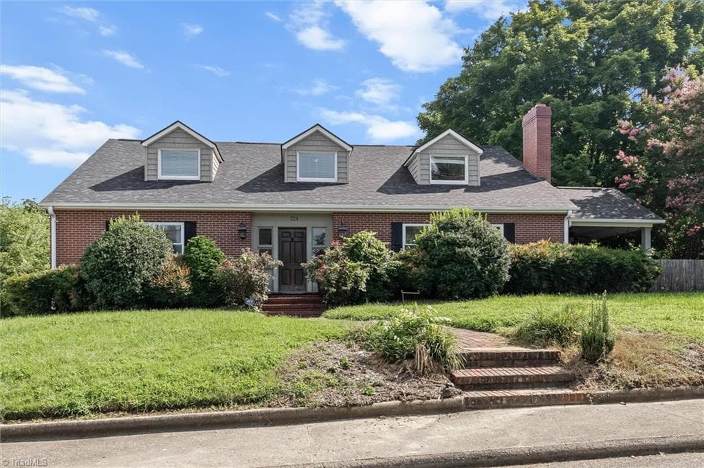 124 Orchard Street, Mount Airy NC 27030