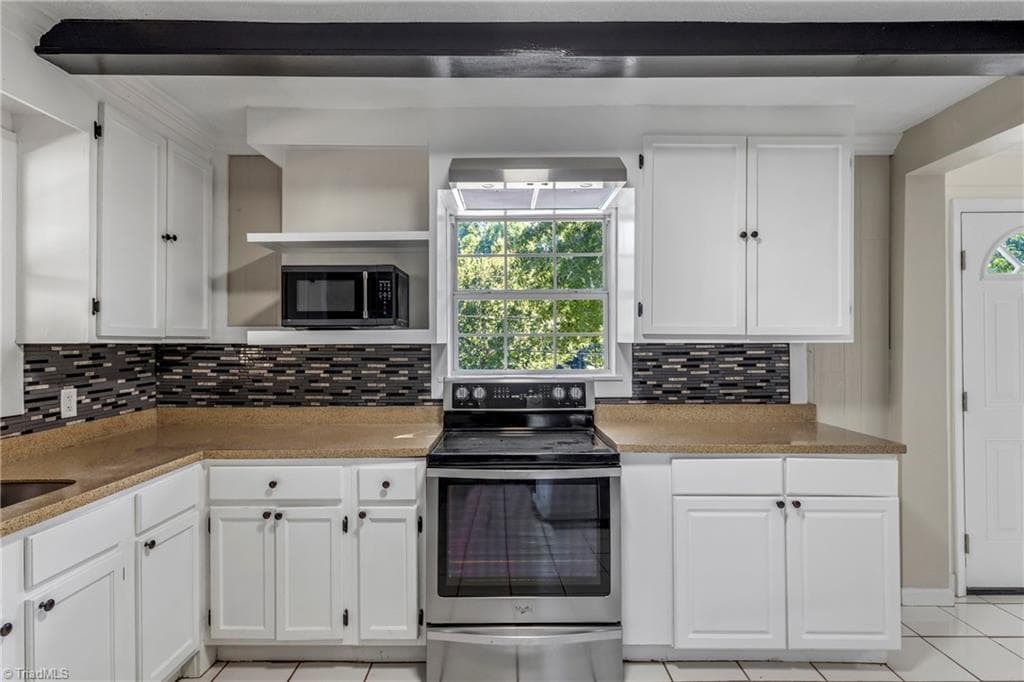 Stick/Site Built at 2117 Bowen Boulevard, Winston-Salem NC 27105, Winston-Salem, photo 12 of 31