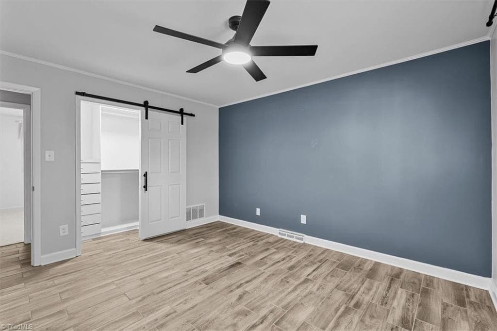 Stick/Site Built at 2918 New Hanover Drive, Greensboro NC 27408, photo 23 of 37