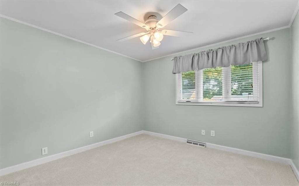 Stick/Site Built at 2918 New Hanover Drive, Greensboro NC 27408, photo 27 of 37