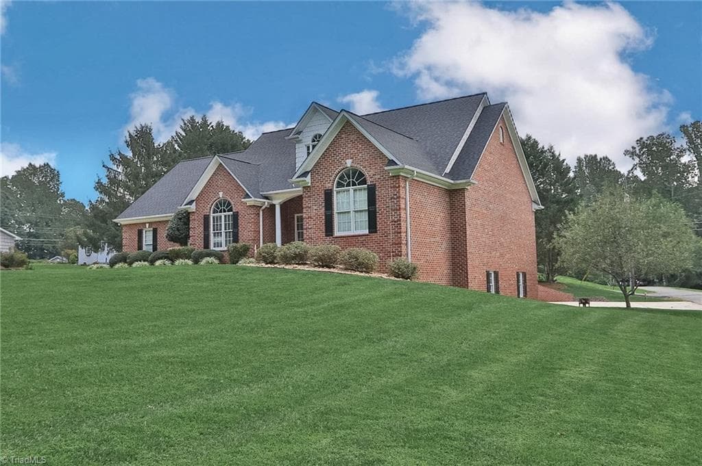 Stick/Site Built at 531 Westbrook Street, Jonesville NC 28642, Jonesville, photo 3 of 49