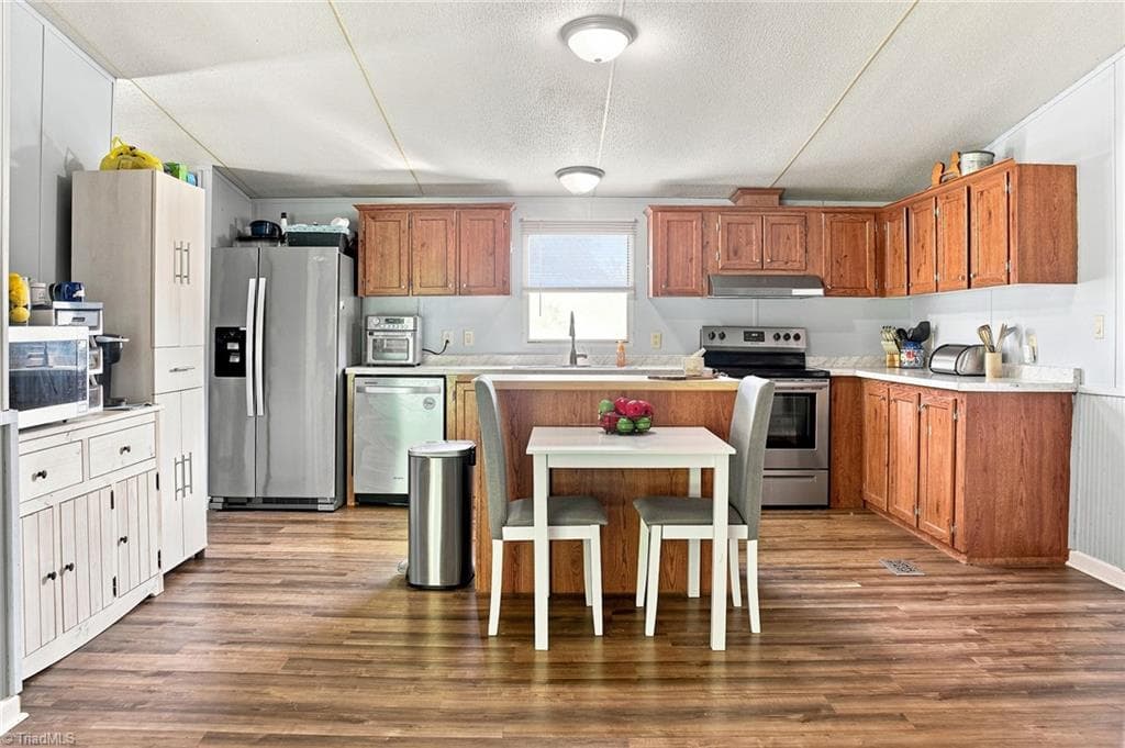 Manufactured Home at 5191 US Highway 601 N, Mocksville NC 27028, Mocksville, photo 7 of 44