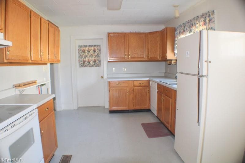 Stick/Site Built at 340 Marion Street, Mount Airy NC 27030, photo 6 of 27