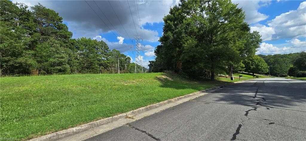 Single Family Residence at 1200 Gatehouse Road, High Point NC 27262, High Point, photo 11 of 24