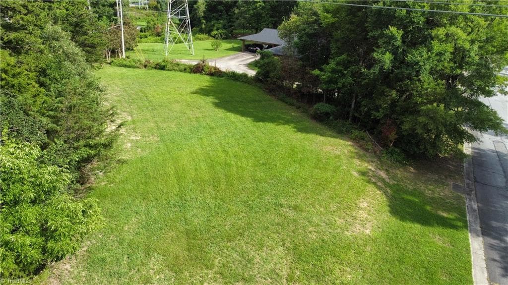 Single Family Residence at 1200 Gatehouse Road, High Point NC 27262, High Point, photo 19 of 24