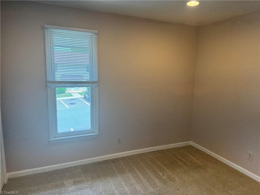 Stick/Site Built at 894 Ridge Court, Winston-Salem NC 27107, photo 18 of 23