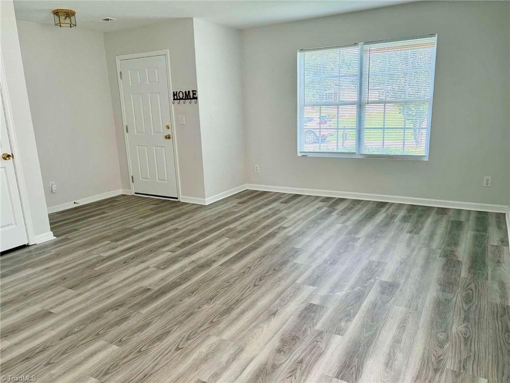 Stick/Site Built at 3966 Heather View Lane, Winston-Salem NC 27127, photo 4 of 17
