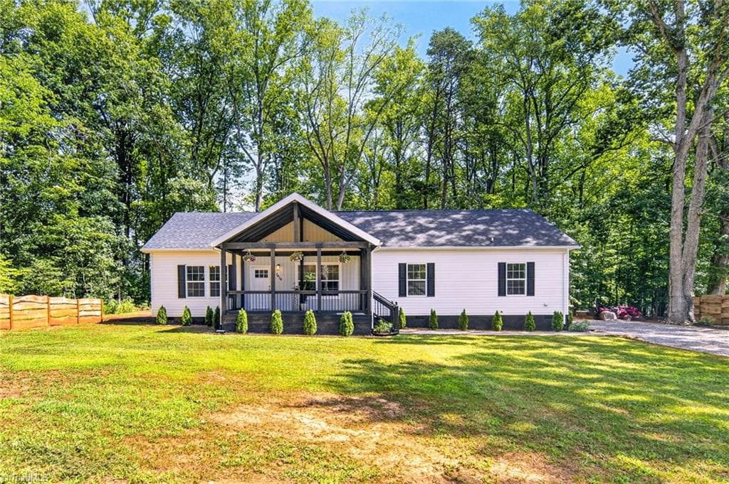 Modular at 7416 Friendship Church Road, Browns Summit NC 27214, Browns Summit, photo 3 of 47