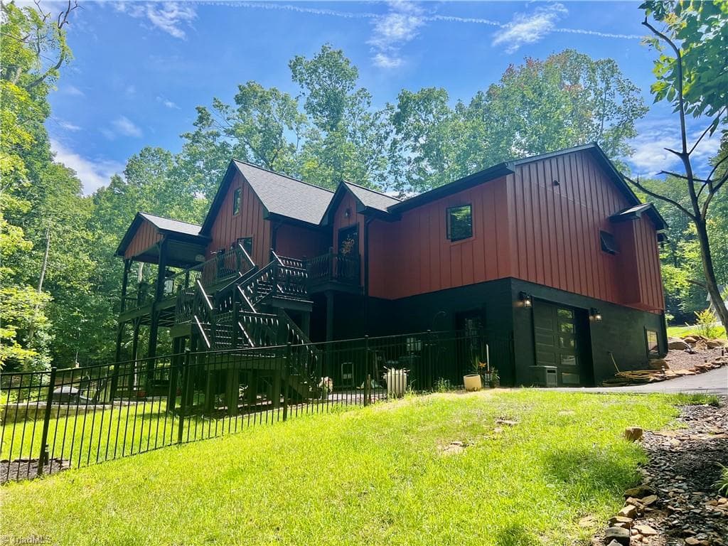 Stick/Site Built at 128 Hillside Lane, Jefferson NC 28640, photo 30 of 31