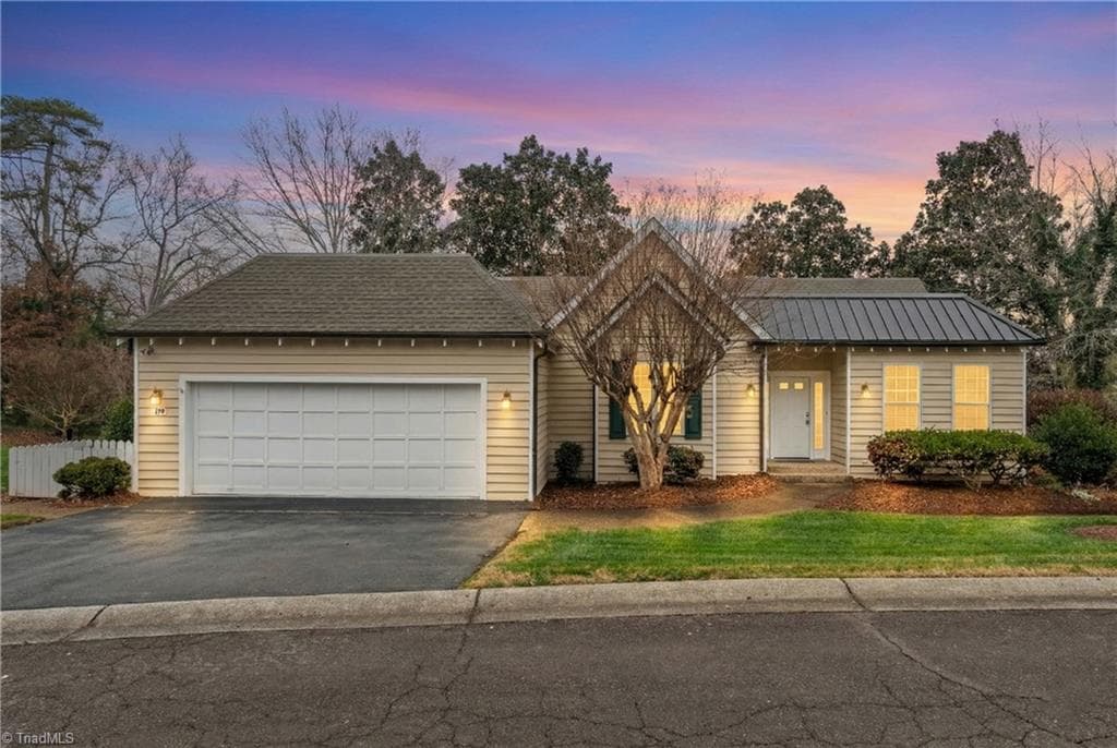 119 Linden Place, Bermuda Run NC 27006