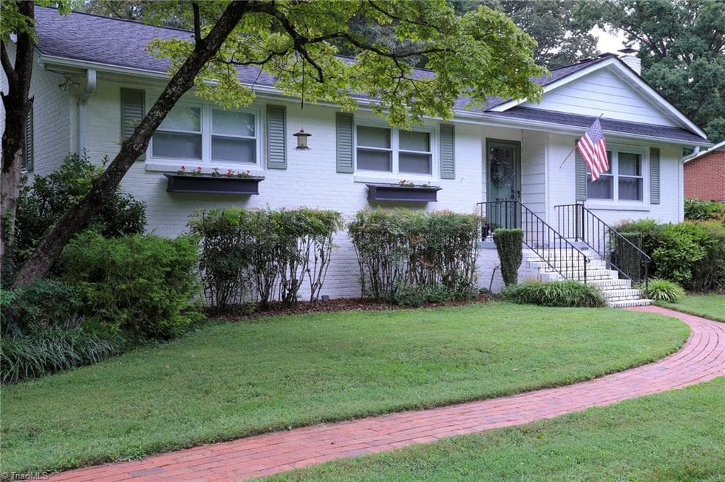 Stick/Site Built at 117 Marian Lane, Winston-Salem NC 27104, Winston-Salem, photo 2 of 29