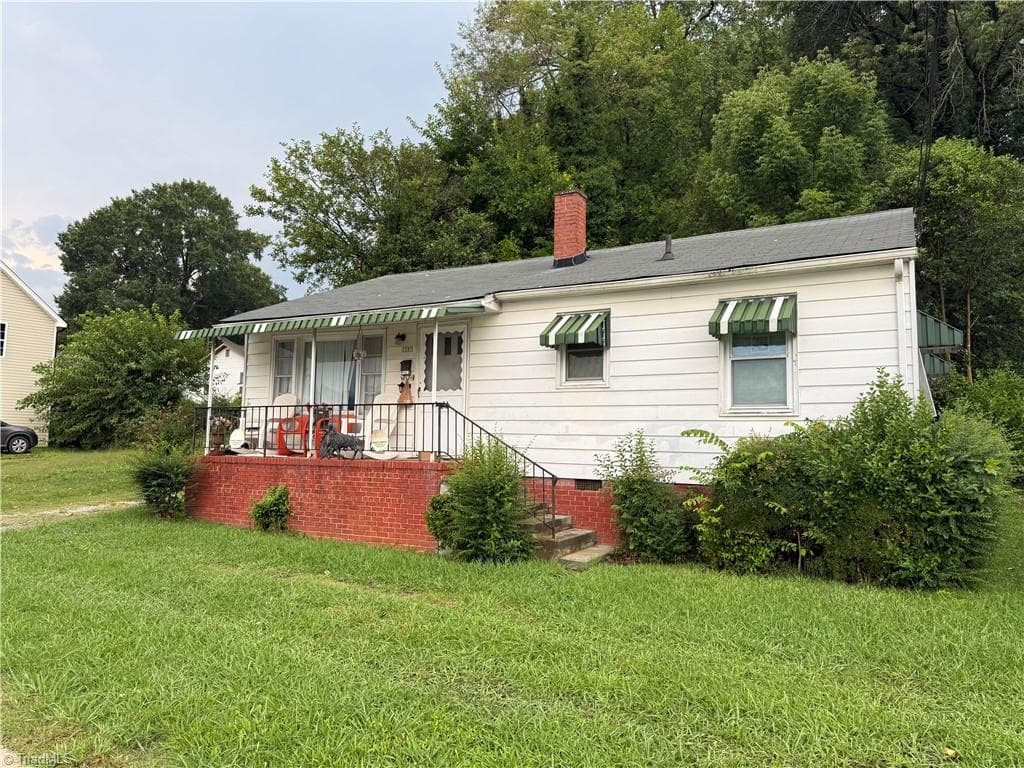 Stick/Site Built at 1507 Centennial Street, High Point NC 27262, High Point, photo 3 of 6