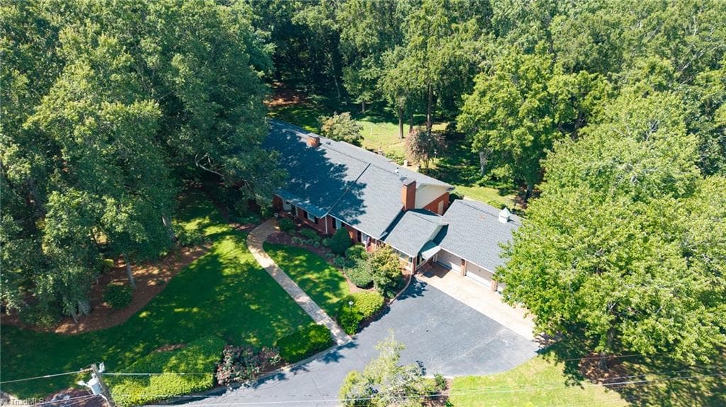 Stick/Site Built at 3036 N Fairway Drive, Burlington NC 27215, Burlington, photo 95 of 98