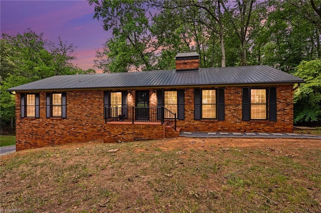 Stick/Site Built at 3318 Oak Ridge Road, Summerfield NC 27358, Summerfield, photo 5 of 98