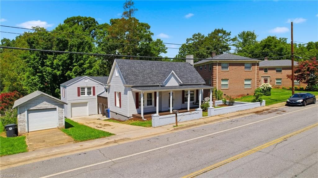 1115 Trogdon Street, North Wilkesboro NC 28659