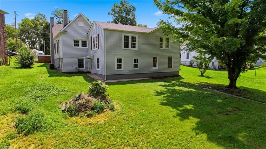 Stick/Site Built at 1115 Trogdon Street, North Wilkesboro NC 28659, North Wilkesboro, photo 5 of 48