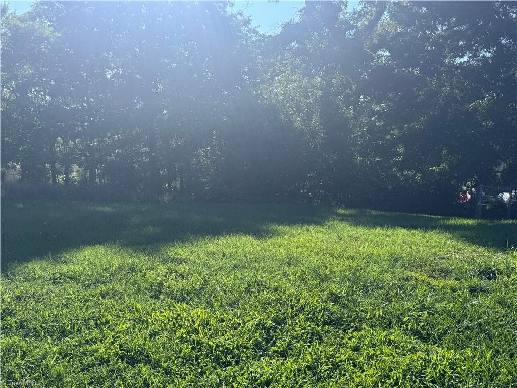 Single Family Residence at 200 Holderby Street, Reidsville NC 27320, Reidsville, photo 2 of 2
