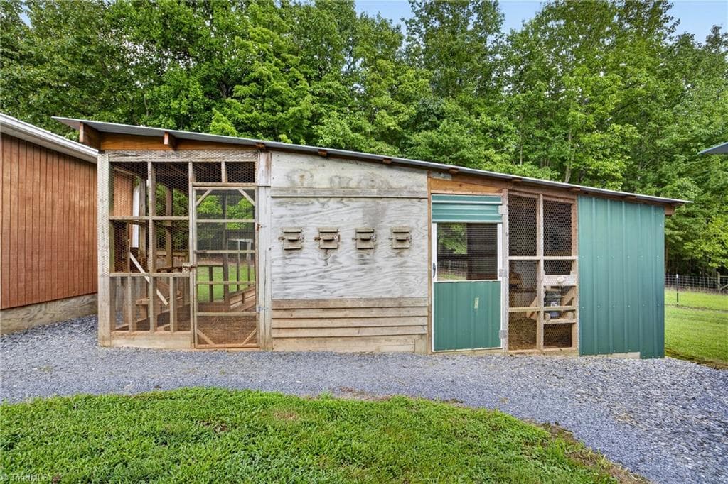 Stick/Site Built at 7047 High Pine Church Road, Asheboro NC 27205, photo 26 of 30