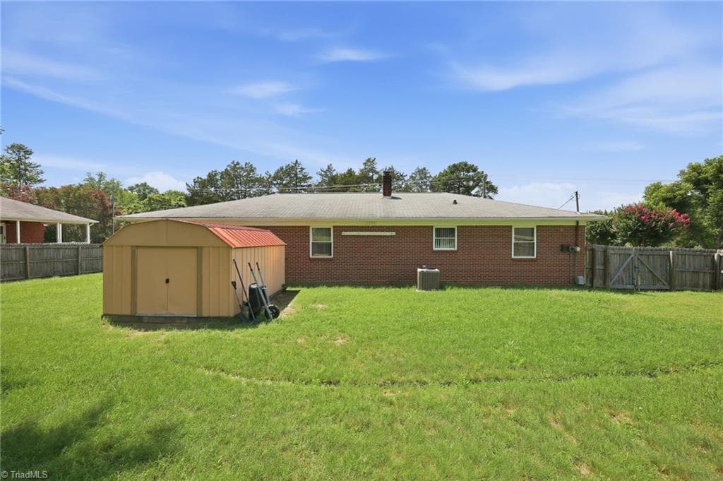 Stick/Site Built at 4358 Gumtree Road, Winston-Salem NC 27107, Winston-Salem, photo 46 of 50