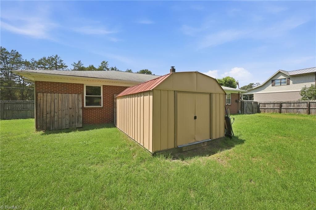 Stick/Site Built at 4358 Gumtree Road, Winston-Salem NC 27107, Winston-Salem, photo 47 of 50