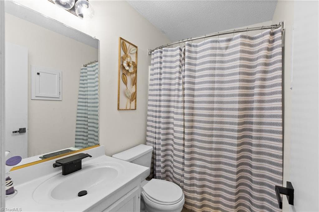 Stick/Site Built at 310 Vista Circle # C, Winston-Salem NC 27106, Winston-Salem, photo 23 of 44