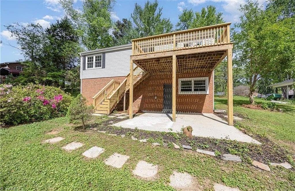 Stick/Site Built at 305 Rollingwood Road, Jamestown NC 27282, Jamestown, photo 28 of 30