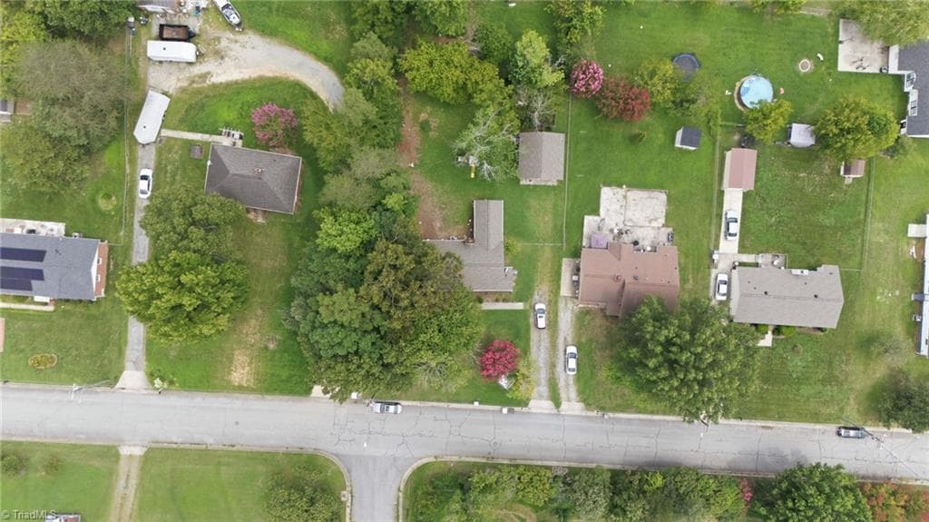 Stick/Site Built at 2915 Moser Road, Greensboro NC 27406, photo 6 of 30