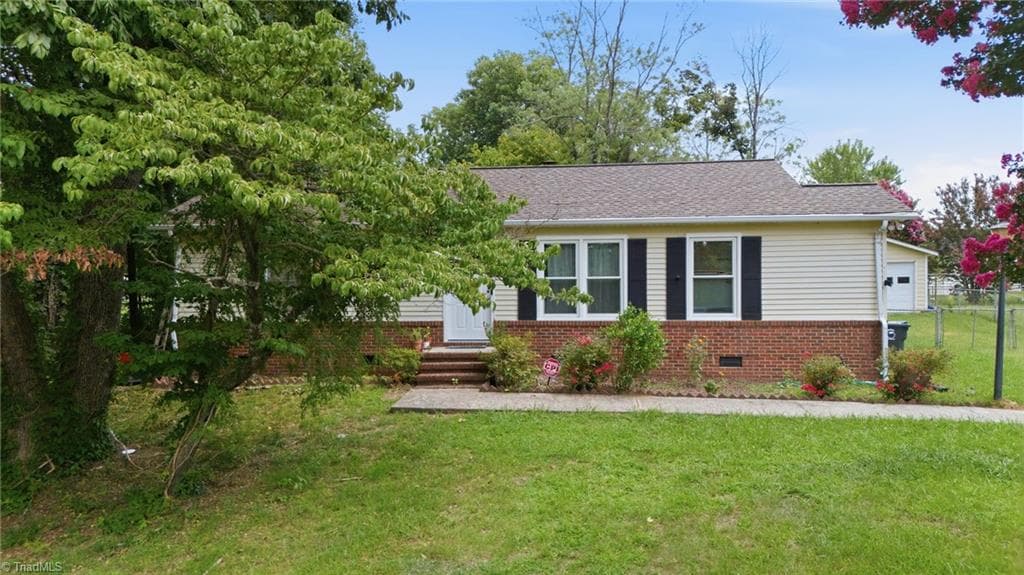 Stick/Site Built at 2915 Moser Road, Greensboro NC 27406, photo 4 of 30