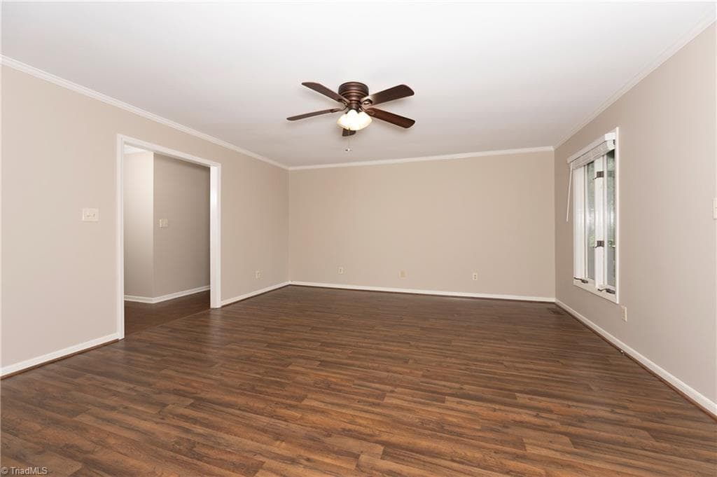 Stick/Site Built at 410 Ridgehaven Drive, Winston-Salem NC 27104, Winston-Salem, photo 26 of 50
