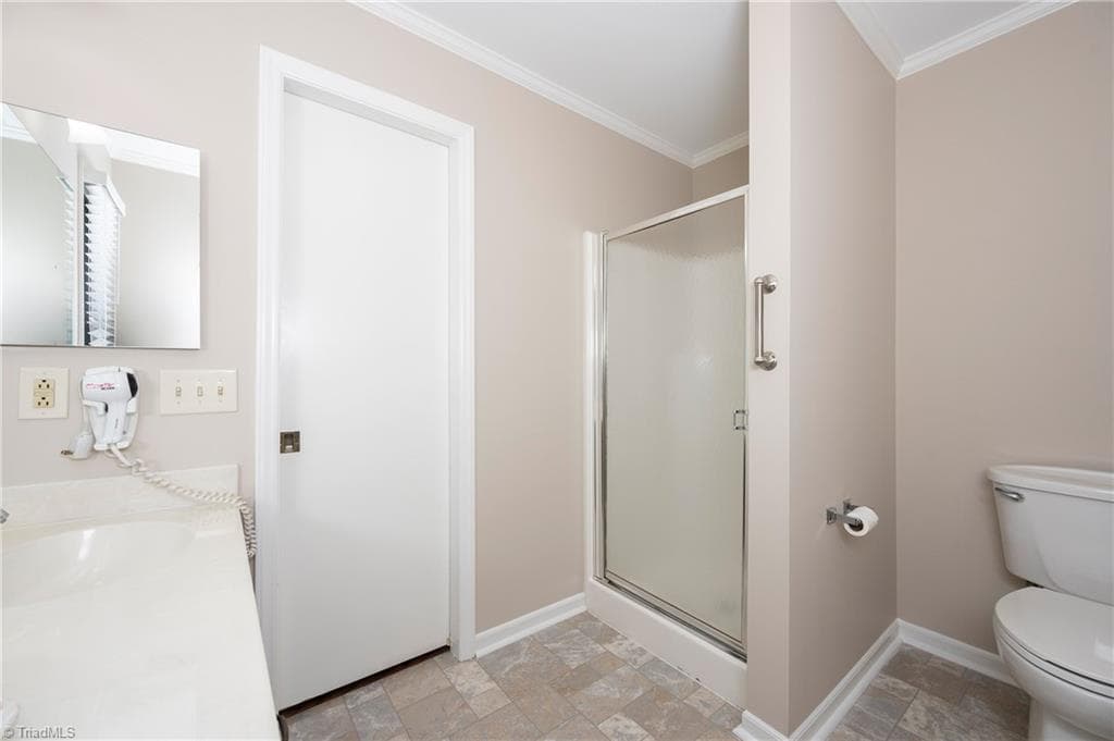 Stick/Site Built at 410 Ridgehaven Drive, Winston-Salem NC 27104, Winston-Salem, photo 38 of 50