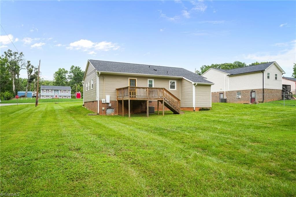 Stick/Site Built at 5006 Woodsboro Lane, Winston-Salem NC 27105, Winston-Salem, photo 39 of 45