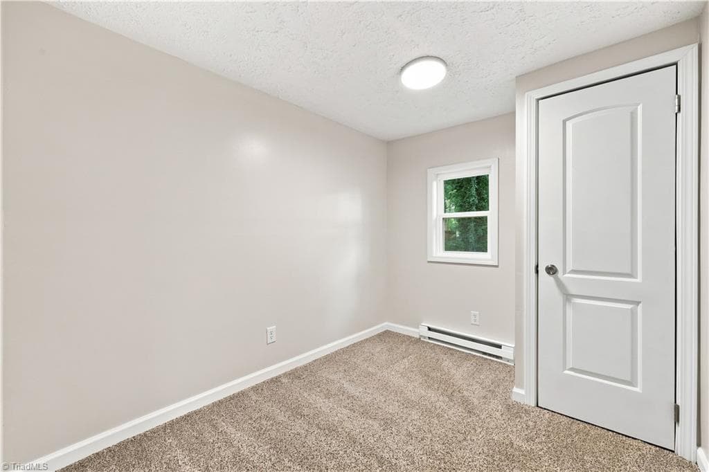 Manufactured Home at 3511 Summertime Place, Winston-Salem NC 27107, Winston-Salem, photo 12 of 41