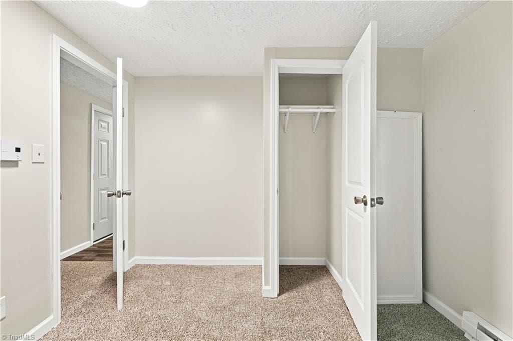 Manufactured Home at 3511 Summertime Place, Winston-Salem NC 27107, Winston-Salem, photo 20 of 41