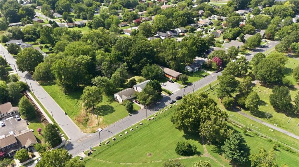 Stick/Site Built at 326 Bingham Street, Greensboro NC 27401, photo 15 of 25