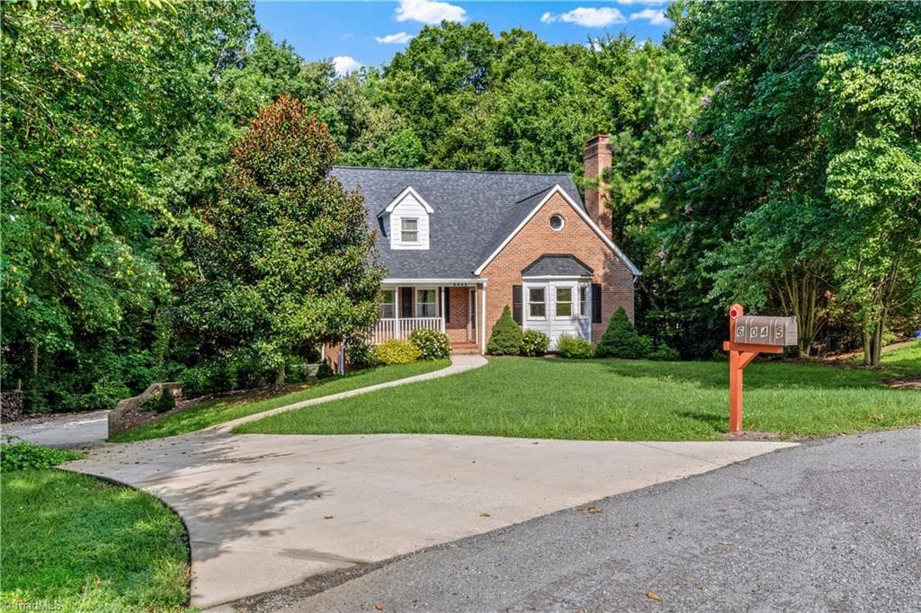 6045 Stone Bluff Drive, Clemmons NC 27012