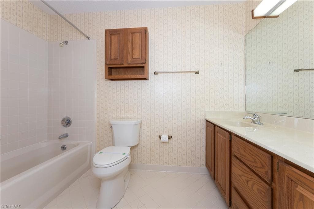 Stick/Site Built at 144 Warwicke Place, Bermuda Run NC 27006-8506, Bermuda Run, photo 27 of 47