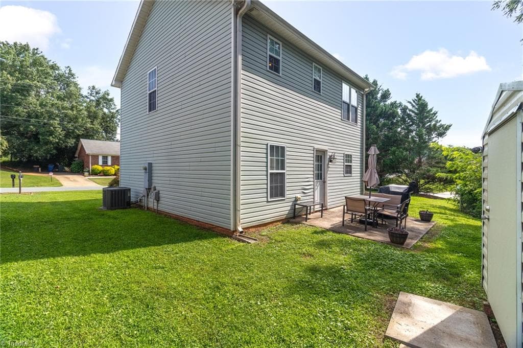 Stick/Site Built at 604 W Whitsett Street, Graham NC 27253, photo 12 of 14
