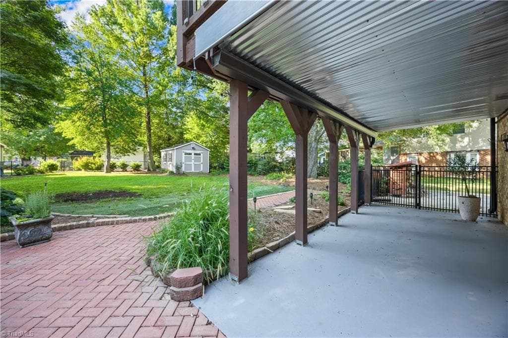 Stick/Site Built at 2438 Edgewood Avenue, Burlington NC 27215, Burlington, photo 37 of 43