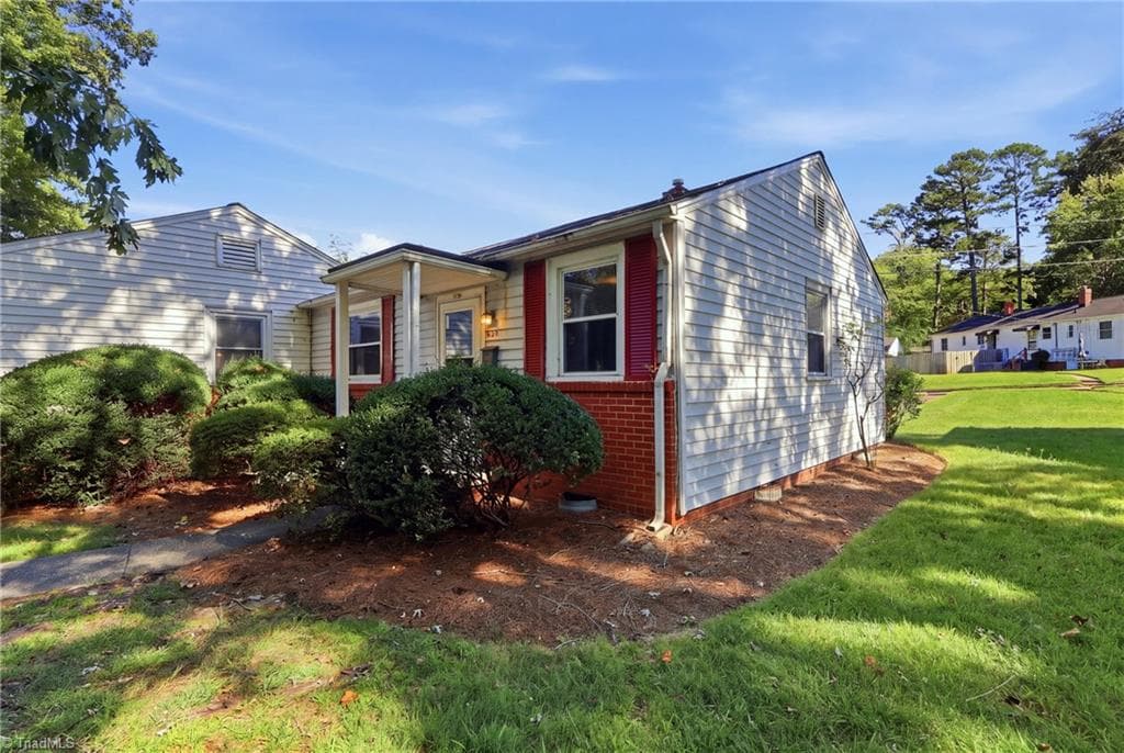 Stick/Site Built at 620 N Tremont Drive, Greensboro NC 27403, photo 3 of 33