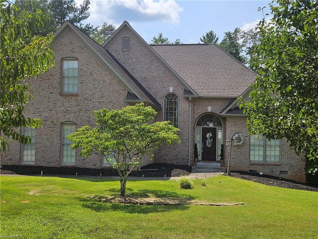 140 Fox Run, Eden NC 27288