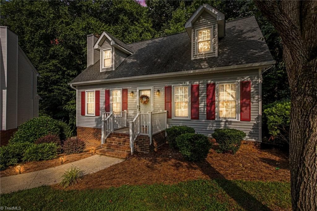 103 Edgedale Court, Kernersville NC 27284