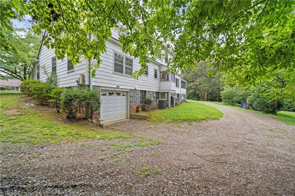 Stick/Site Built at 3563 Milhaven Road, Winston-Salem NC 27106, Winston-Salem, photo 40 of 43