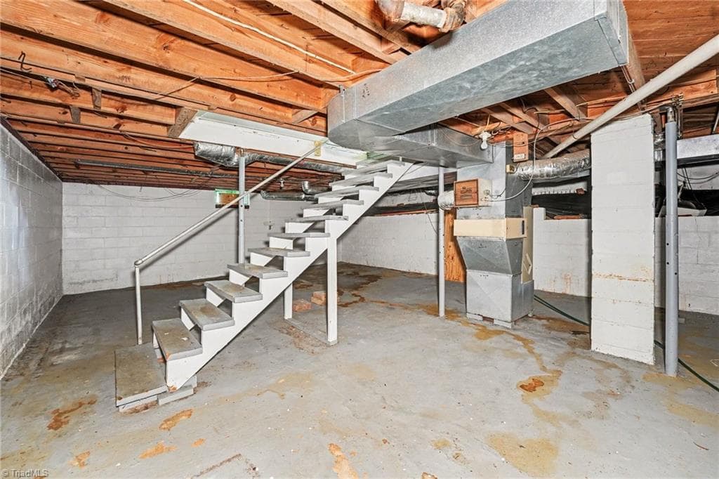 Stick/Site Built at 418 Felts Drive, King NC 27021, King, photo 15 of 19