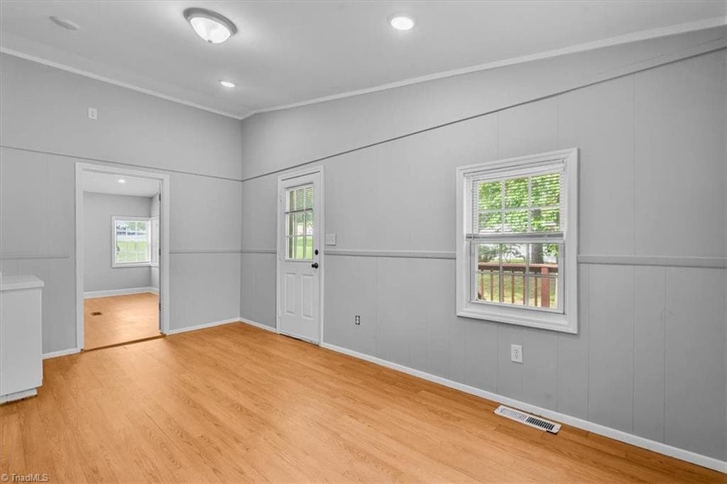 Manufactured Home at 3673 Meadowbrook Drive, Trinity NC 27370, photo 14 of 48