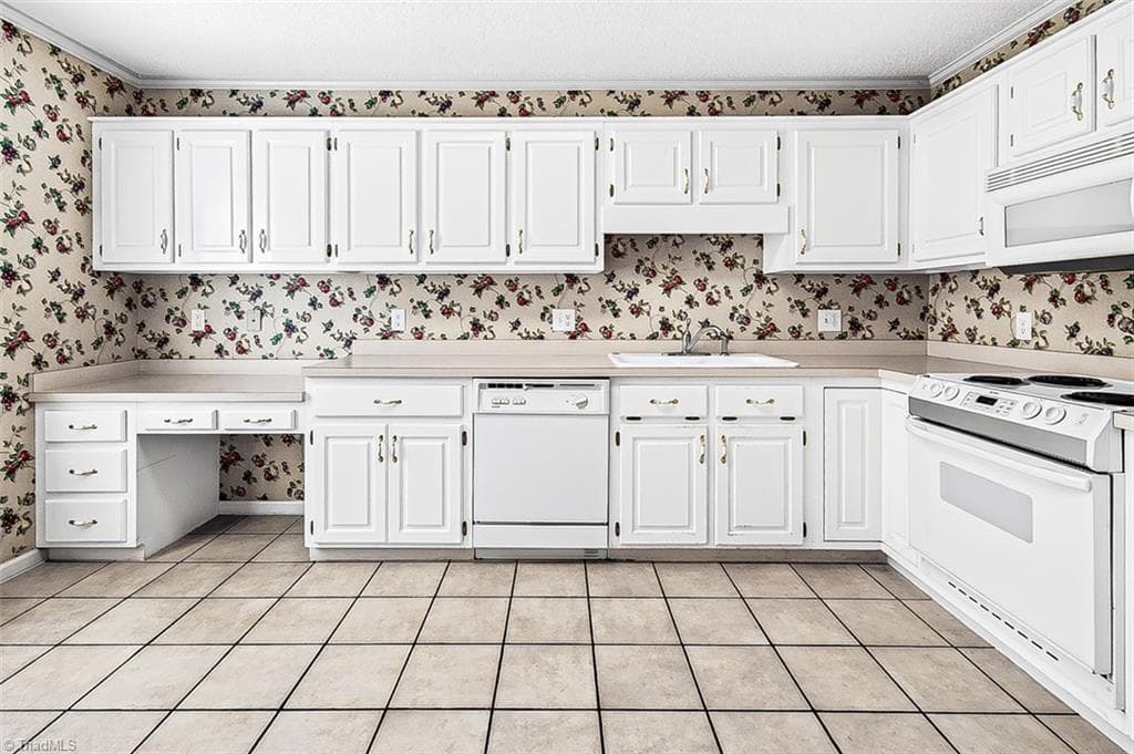 Stick/Site Built at 828 Windermere Court # C, Asheboro NC 27203, photo 9 of 23