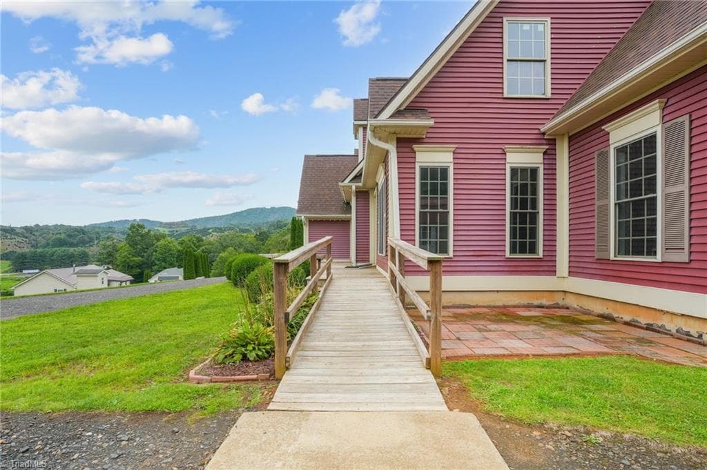 Modular at 353 Clear Branch Drive, West Jefferson NC 28694, photo 49 of 50